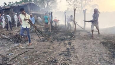 Photo of ખોપી ગામે આકસ્મિક રીતે કાચા ઘરમાં અચાનક આગ લાગવા પામી, નજર સામે આખું ઘર બળી ને ખાક:
