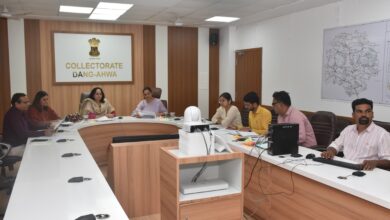 Photo of ડાંગ જિલ્લાના ખાસ રોલ ઓબ્ઝર્વર ની અધ્યક્ષતામાં કલેક્ટર કચેરી આહવા ખાતે SIRની કામગીરી સંદર્ભે રાજકીય પક્ષોના પ્રતિનિધિઓ સાથે બેઠક યોજાઈ: